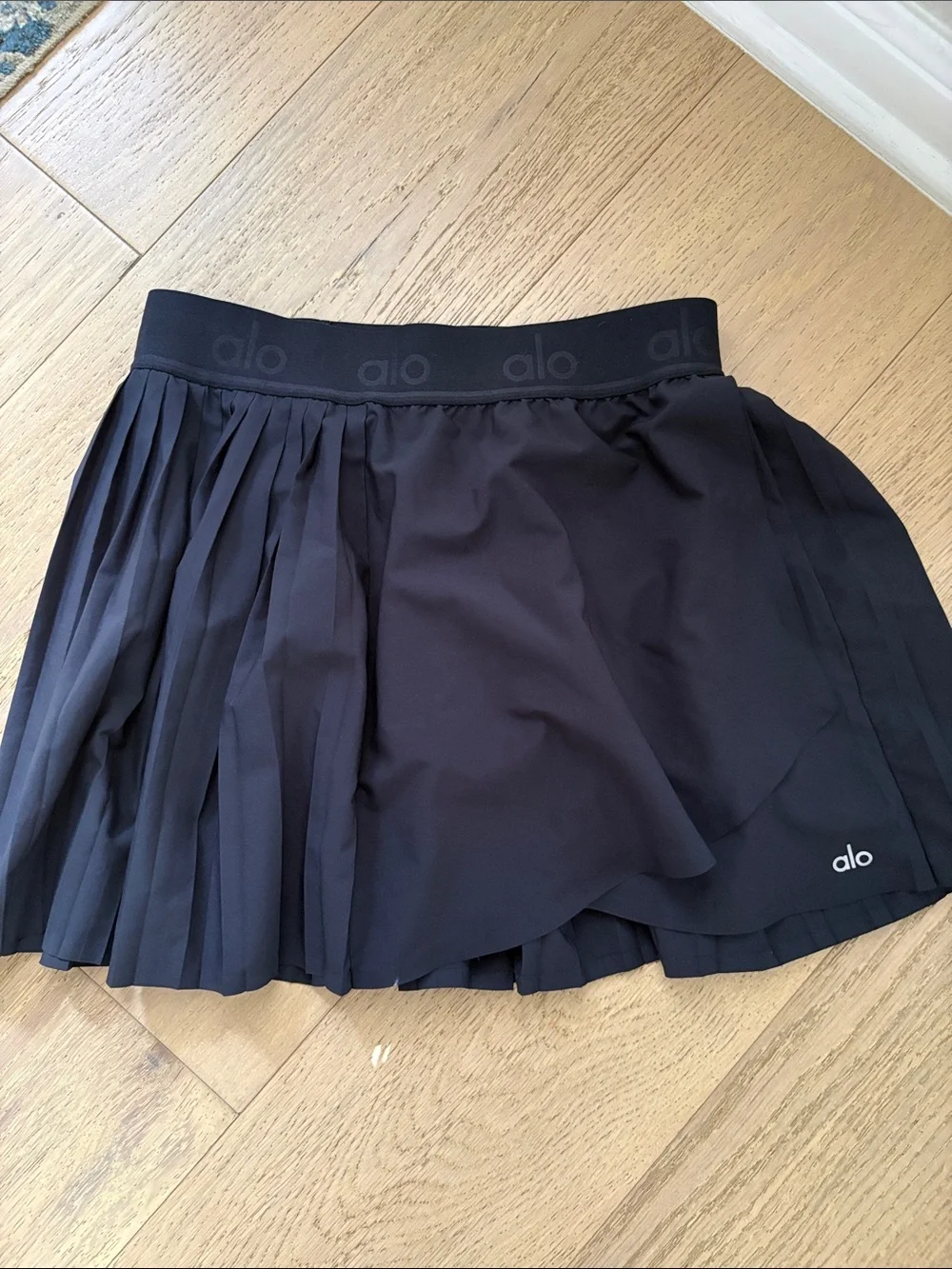 ALO Black Pleated Tennis Skirt